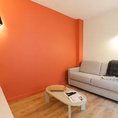 Le Terracotta - T2 Design - Metro, Rer & Jardin *